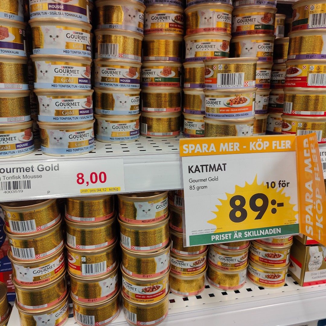 Kattmat 8kr styck eller 10 för 89